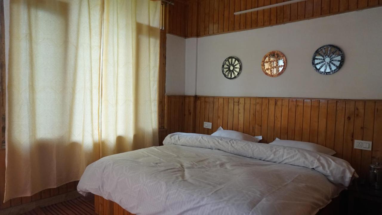 Freebird Nest 2 Stays & Cafe Jibhi Exterior foto